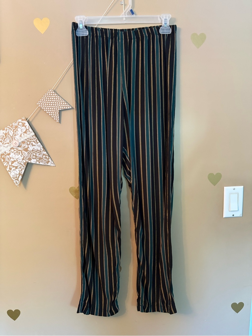 Brandy Melville Striped Pull-On Lounge Pants - Picture 2 of 8